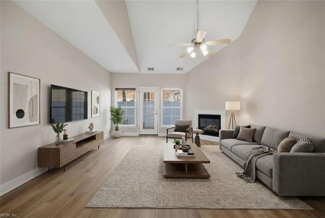 5029 Glen Canyon DR, Virginia Beach, VA 23462