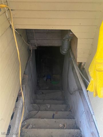 17494 Olive Avenue, Lake Milton, OH 44429