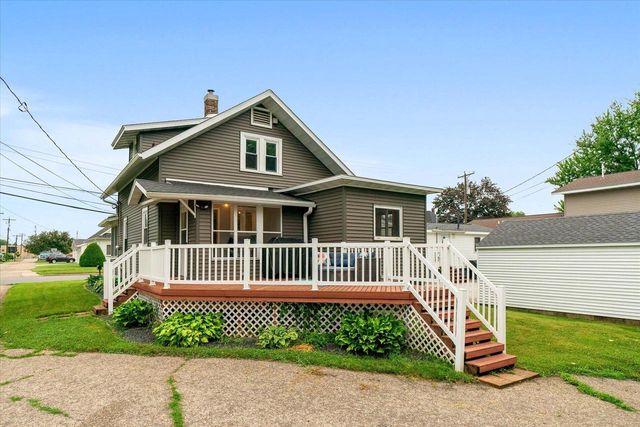 425 Garland STREET E, West Salem, WI 54669