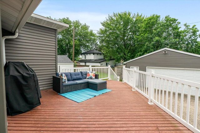 425 Garland STREET E, West Salem, WI 54669