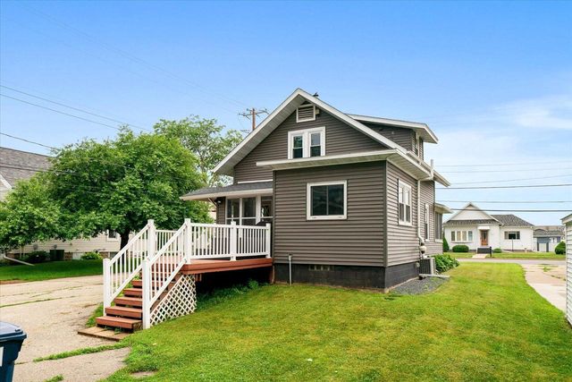 425 Garland STREET E, West Salem, WI 54669