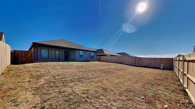 6101 Green Meadow Lane, Oklahoma City, OK 73132