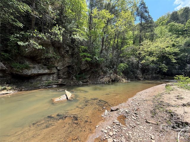000 Kings Glen Road, Old Fort, NC 28762