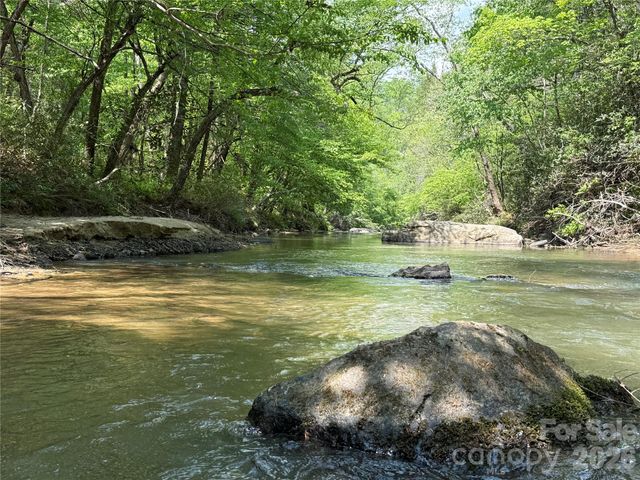 000 Kings Glen Road, Old Fort, NC 28762