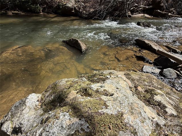 000 Kings Glen Road, Old Fort, NC 28762