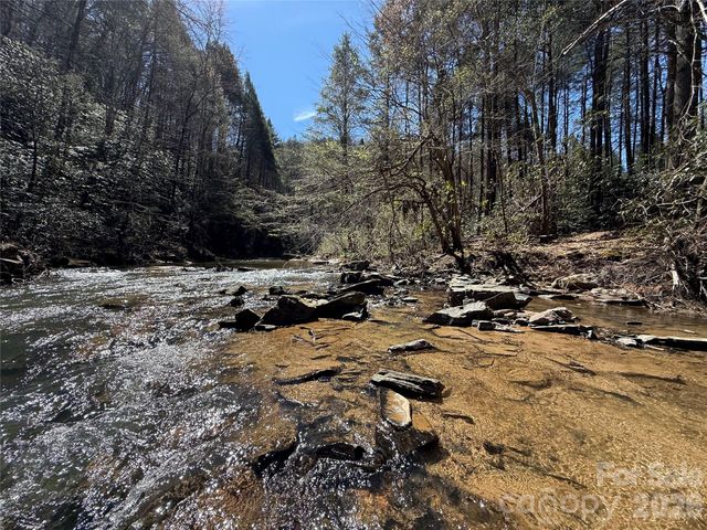 000 Kings Glen Road, Old Fort, NC 28762