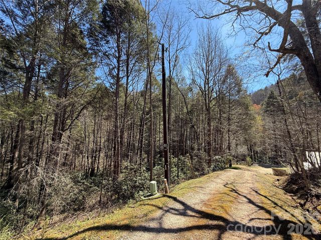 000 Kings Glen Road, Old Fort, NC 28762