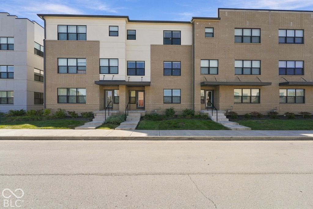 12992 Moultrie Street, Carmel, IN 46032