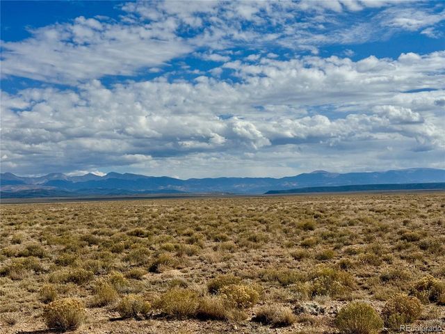 7 7th St, Blanca, CO 81123