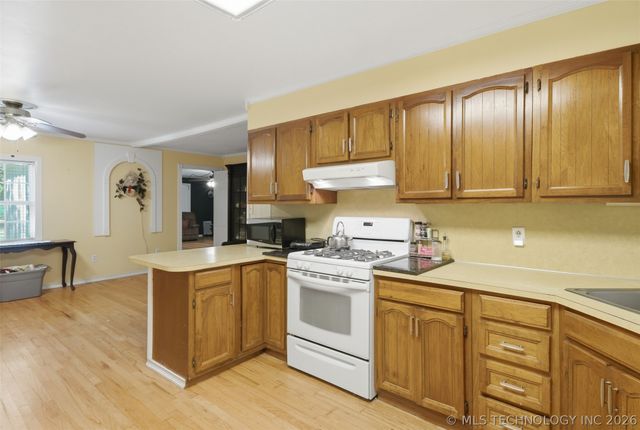 13360 S 254th East Avenue, Coweta, OK 74429