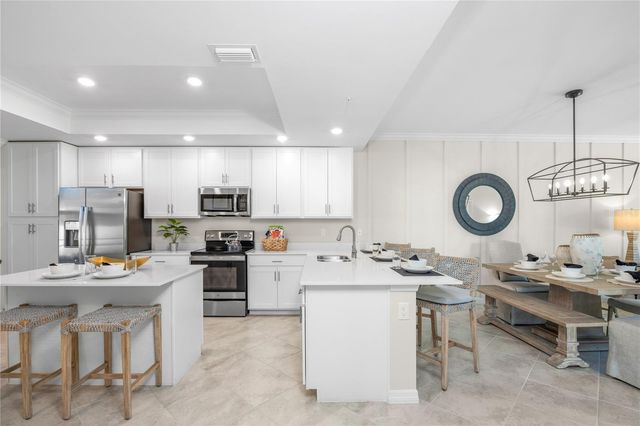 19007 SCALLOP LOOP 201, Lakewood Ranch, FL 34202