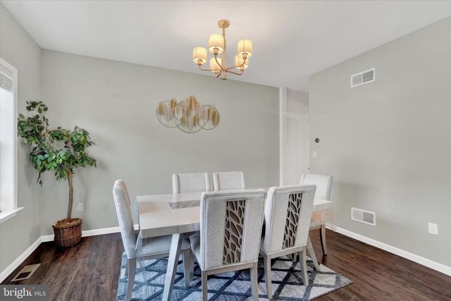 48 SILVER CIR, Mechanicsburg, PA 17050