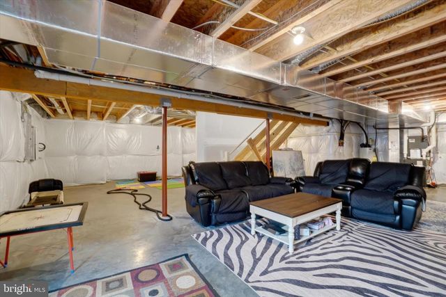 48 SILVER CIR, Mechanicsburg, PA 17050