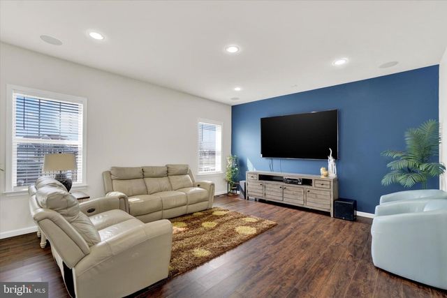 48 SILVER CIR, Mechanicsburg, PA 17050