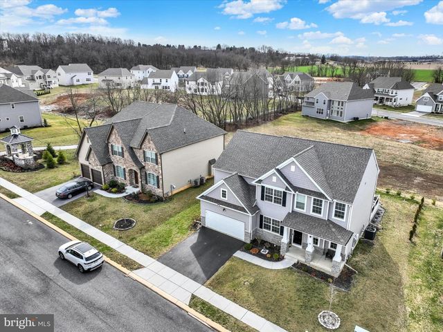 48 SILVER CIR, Mechanicsburg, PA 17050