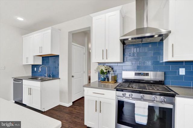 48 SILVER CIR, Mechanicsburg, PA 17050