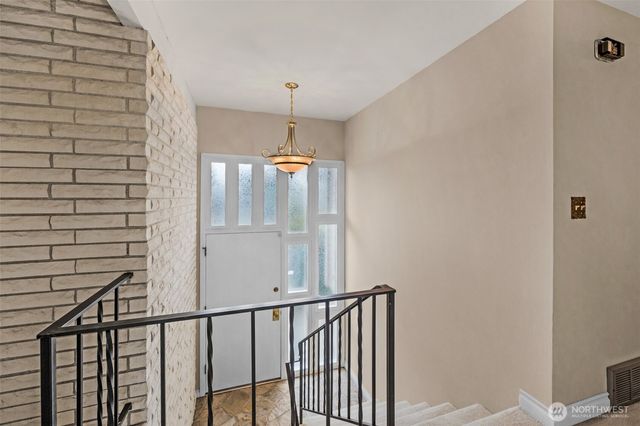 19122 34th Place S, Seatac, WA 98168
