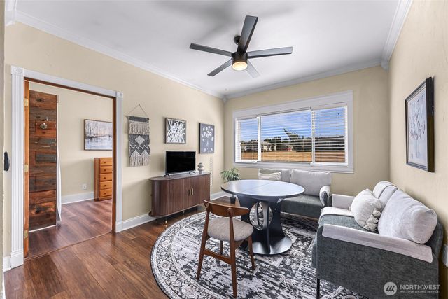 1015 S 25th Street, Mount Vernon, WA 98274