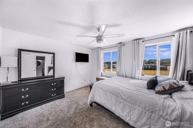 1015 S 25th Street, Mount Vernon, WA 98274