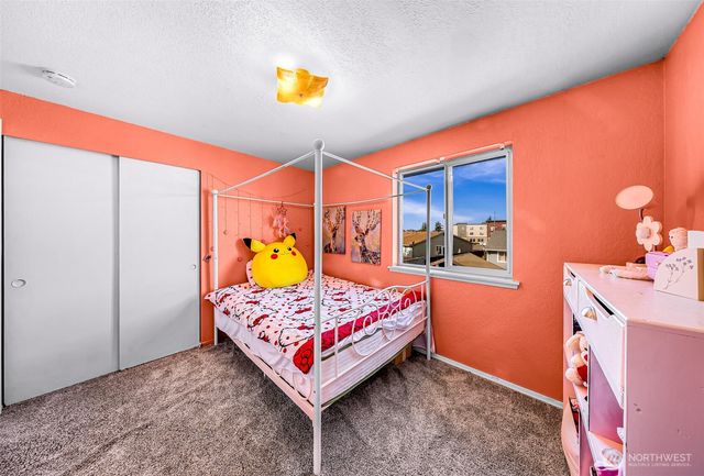 1015 S 25th Street, Mount Vernon, WA 98274