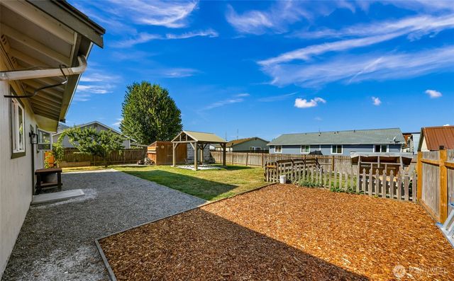 1015 S 25th Street, Mount Vernon, WA 98274