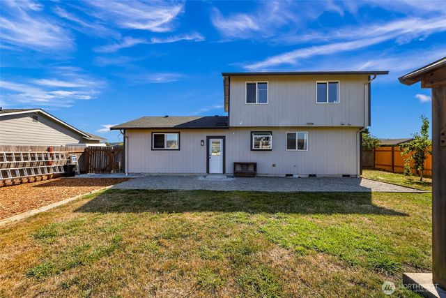 1015 S 25th Street, Mount Vernon, WA 98274