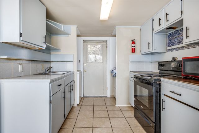 211 E Sherman Drive, Denton, TX 76209