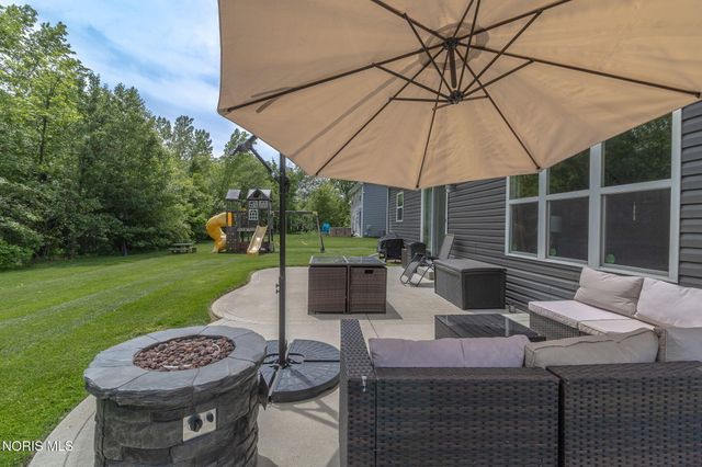 28970 Simmons Road, Perrysburg, OH 43551