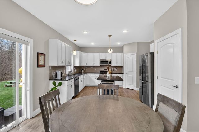 28970 Simmons Road, Perrysburg, OH 43551