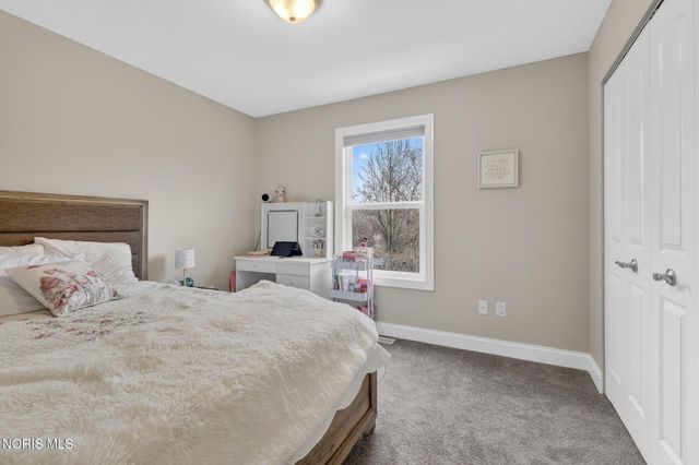 28970 Simmons Road, Perrysburg, OH 43551