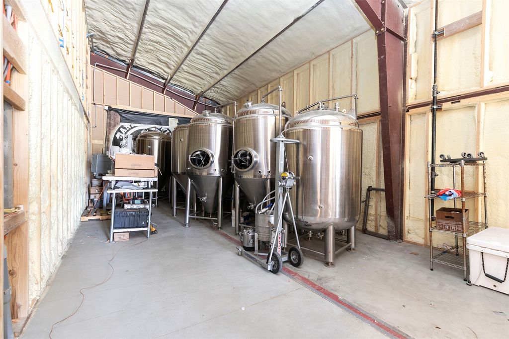 125 Hannon Lane, Darby, MT 59829 photo 22