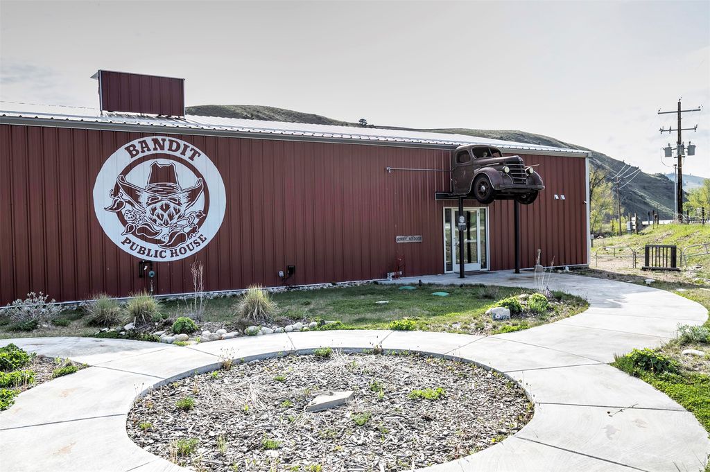 125 Hannon Lane, Darby, MT 59829 photo 4