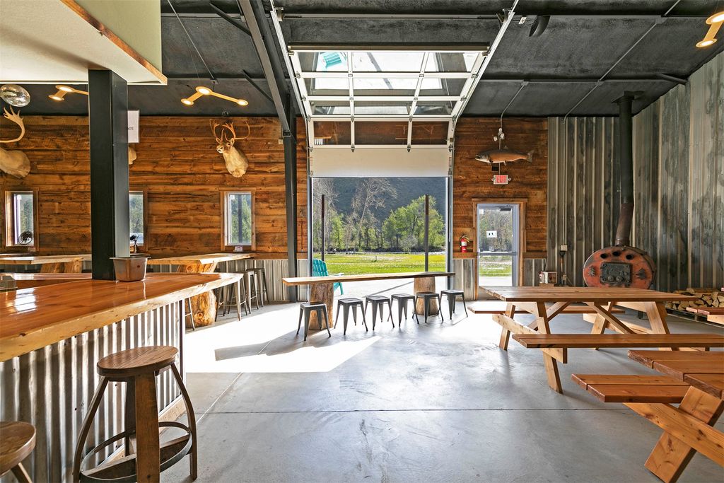 125 Hannon Lane, Darby, MT 59829 photo 9