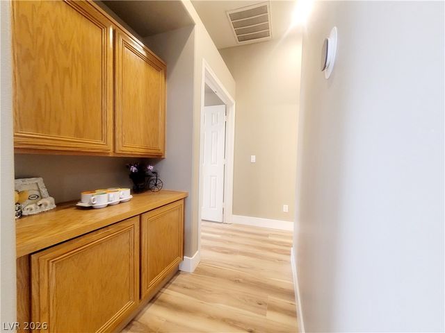 9429 Mountainair Avenue, Las Vegas, NV 89134