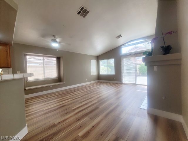 9429 Mountainair Avenue, Las Vegas, NV 89134