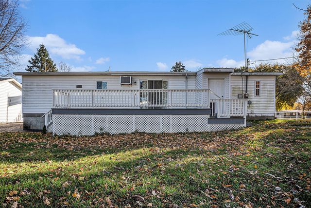 69617 Eisenhower Rd Road, Sturgis, MI 49091