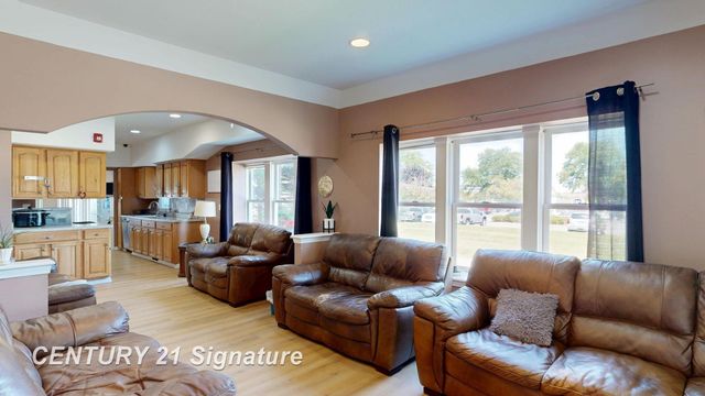 3902 Cuthbertson Street, Flint, MI 48507