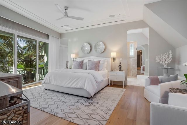 32 6th ST S, Naples, FL 34102