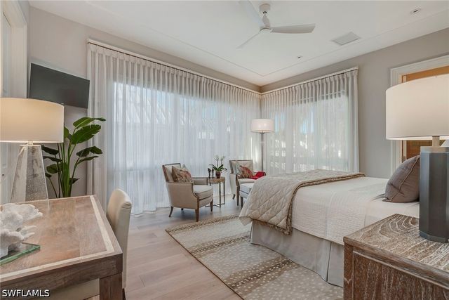 32 6th ST S, Naples, FL 34102