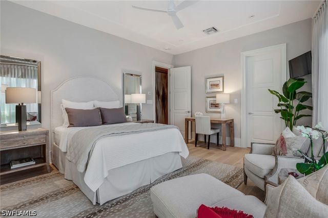 32 6th ST S, Naples, FL 34102