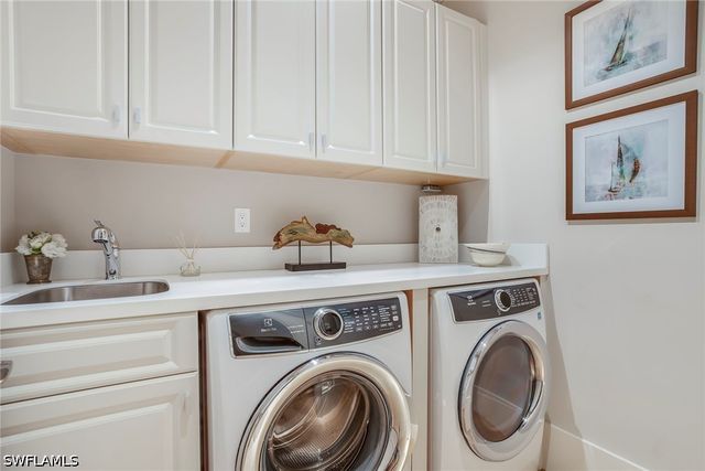 32 6th ST S, Naples, FL 34102