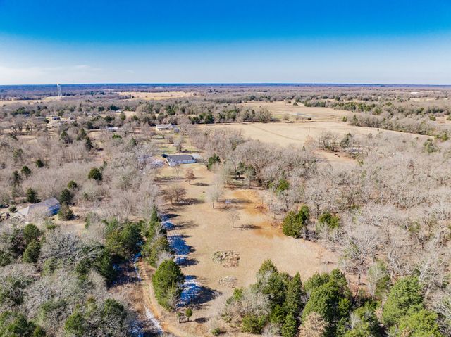 3010 County Road 1403, Malakoff, TX 75148
