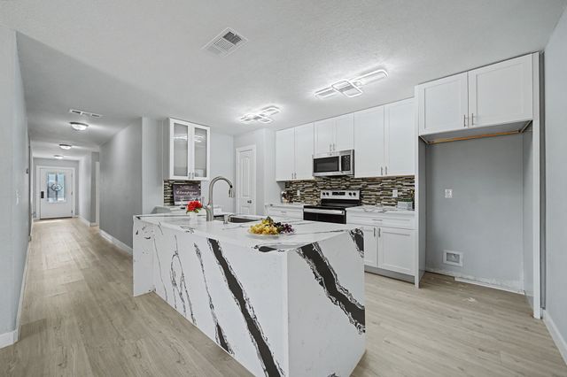 3010 County Road 1403, Malakoff, TX 75148