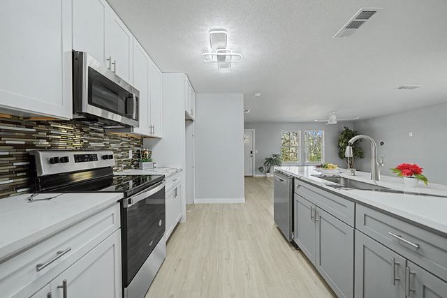 3010 County Road 1403, Malakoff, TX 75148