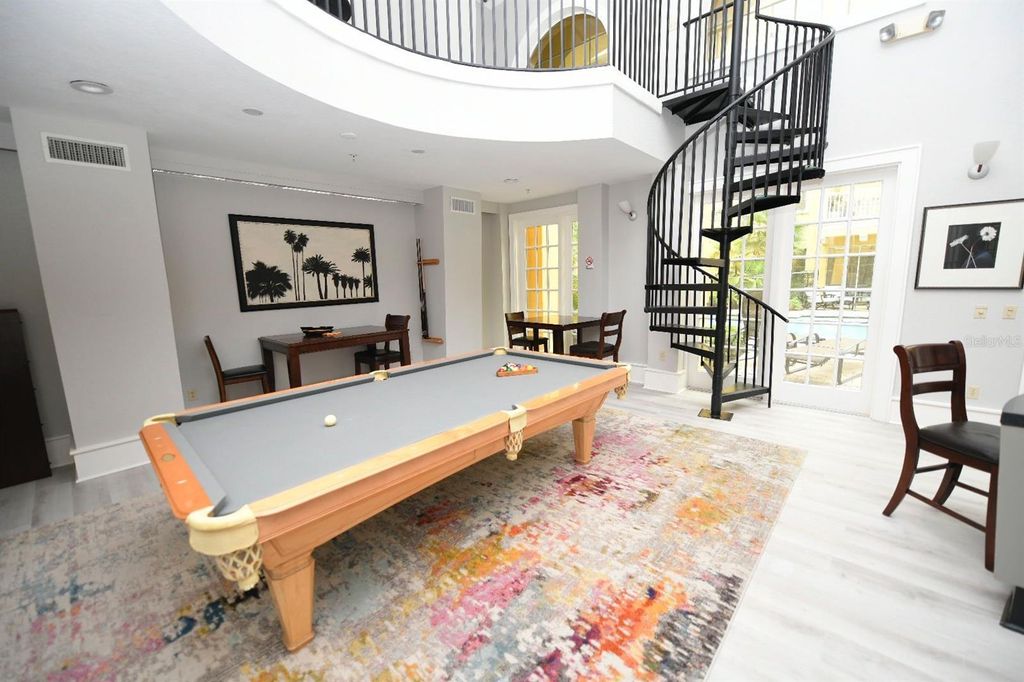 Image 4 of property listing at 860 N ORANGE AVENUE 213, Orlando, FL 32801