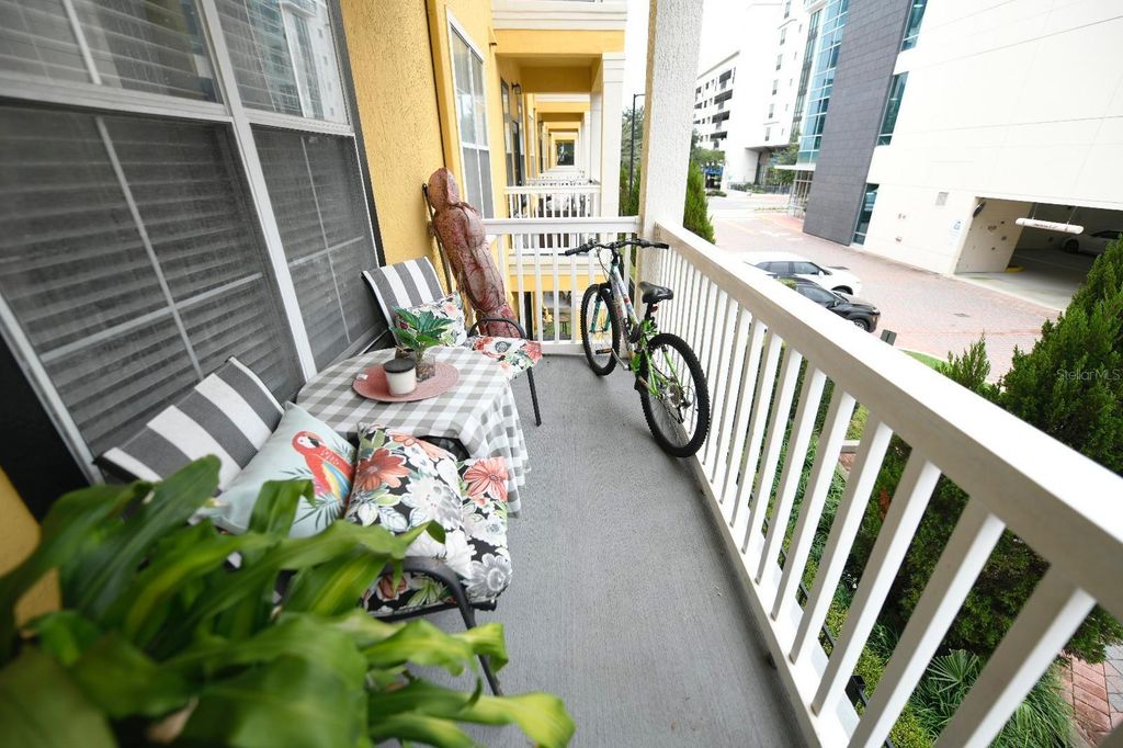 Image 8 of property listing at 860 N ORANGE AVENUE 213, Orlando, FL 32801