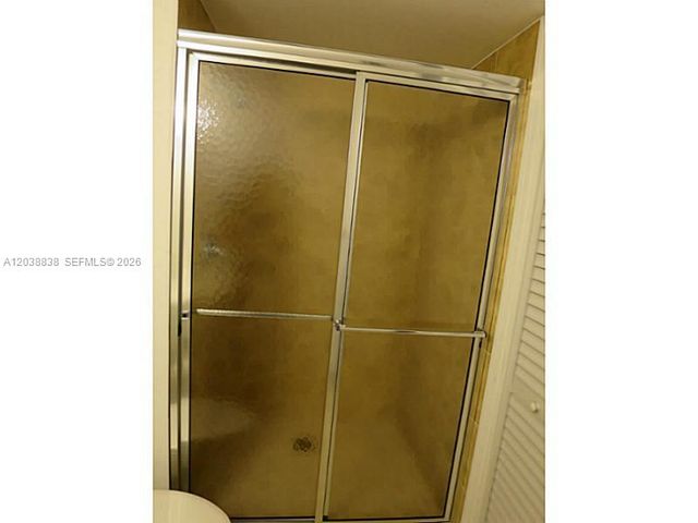 205 LAKEVIEW DR 202, Weston, FL 33326
