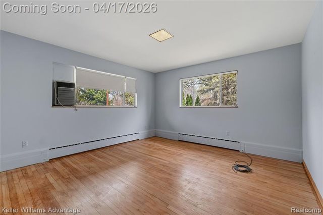 34550 Freedom Road, Farmington, MI 48335