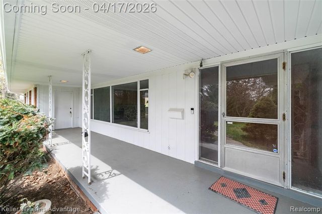 34550 Freedom Road, Farmington, MI 48335