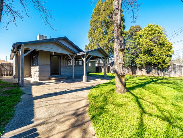 1491 Pinon Avenue, Anderson, CA 96007